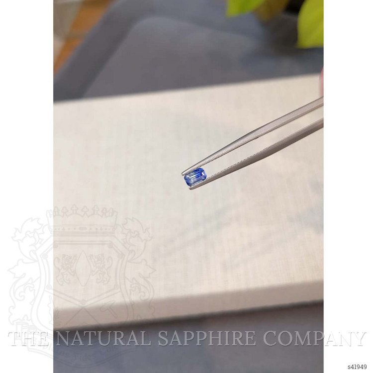 0.30 Ct. Bi Color / Parti Sapphire from Ceylon (Sri Lanka)