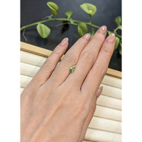 0.90 Ct. Yellowish Green Sapphire from Ceylon (Sri Lanka) Life Style