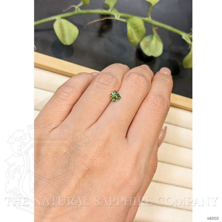 0.83 Ct. Bi Color Sapphire from Ceylon (Sri Lanka)