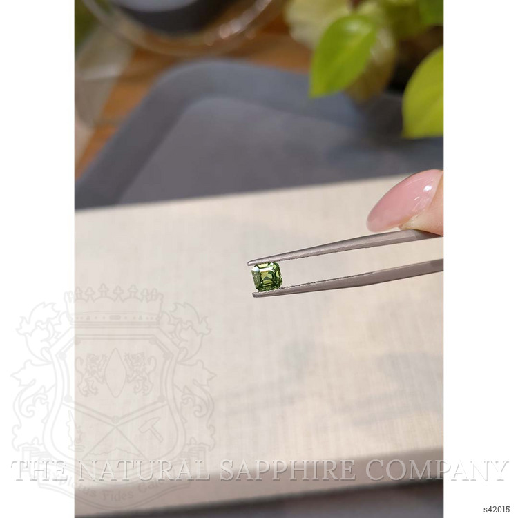 0.70 Ct. Green Sapphire from Ceylon (Sri Lanka)