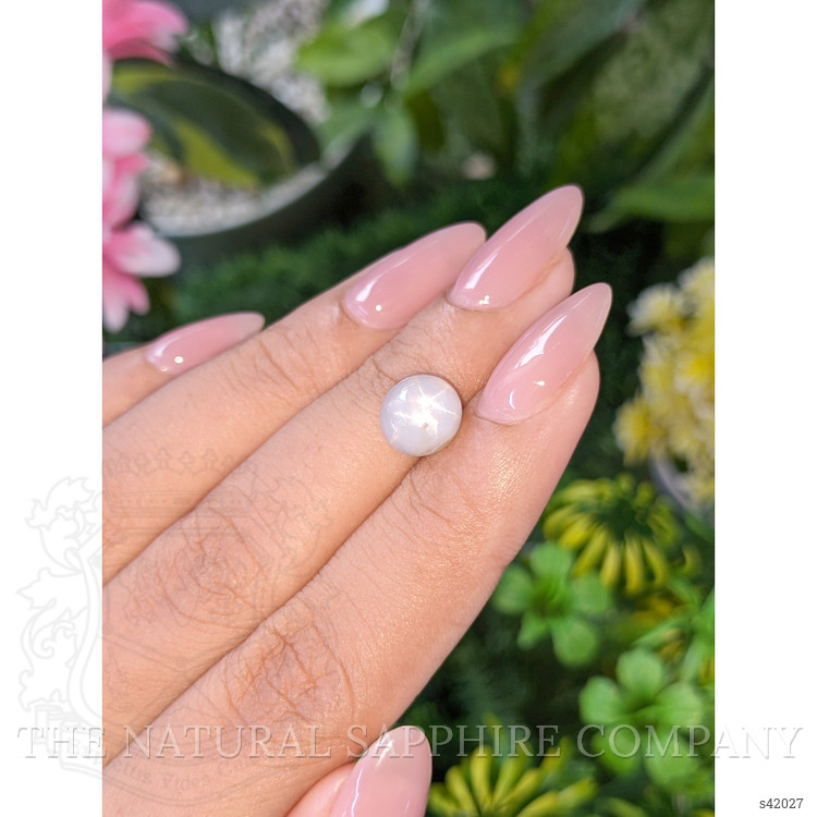 4.28 Ct. Grey Star Sapphire from Ceylon (Sri Lanka)