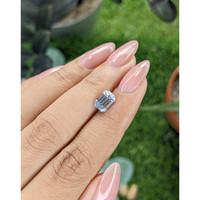 2.13 Ct. Bi Color / Parti Sapphire from Ceylon (Sri Lanka) Life Style