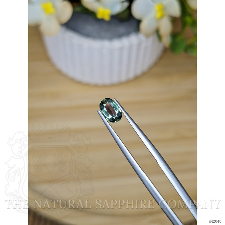 0.76 Ct. Yellowish Green Sapphire from Ceylon (Sri Lanka)