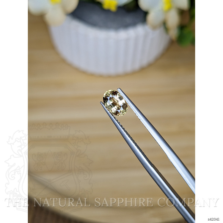 0.95 Ct. Yellowish Brown Sapphire from Ceylon (Sri Lanka)
