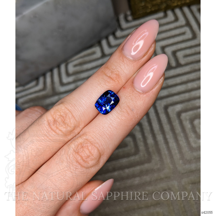 5.32 Ct. Blue Sapphire from Ceylon (Sri Lanka)