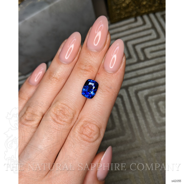 5.32 Ct. Blue Sapphire from Ceylon (Sri Lanka)