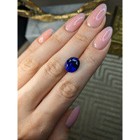8.13 Ct. Blue Sapphire from Ceylon (Sri Lanka) Life Style