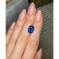 6.66 Ct. Blue Sapphire from Ceylon (Sri Lanka) Life Style