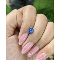 1.09 Ct. Blue Sapphire from Ceylon (Sri Lanka) Life Style