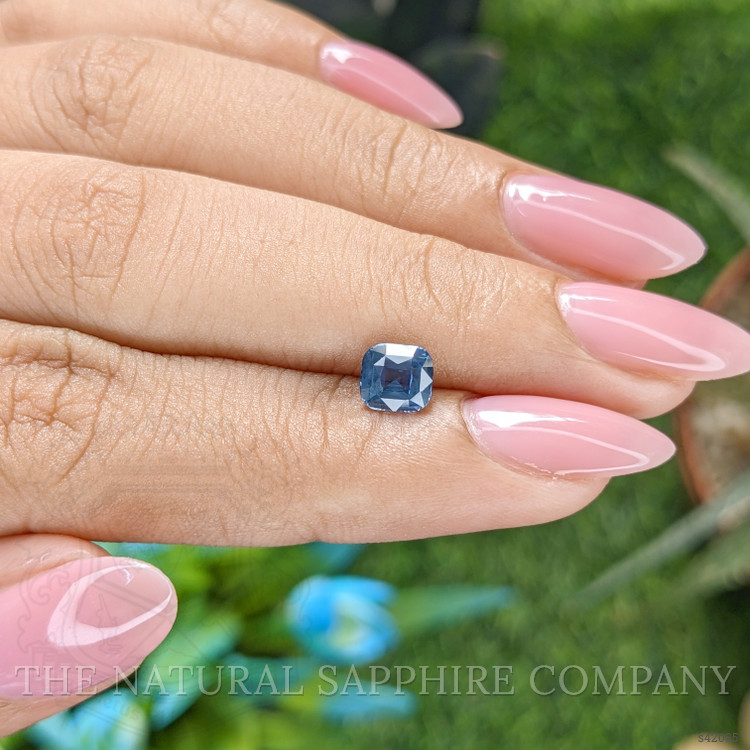 1.02 Ct. Greenish Blue Sapphire from Ceylon (Sri Lanka)