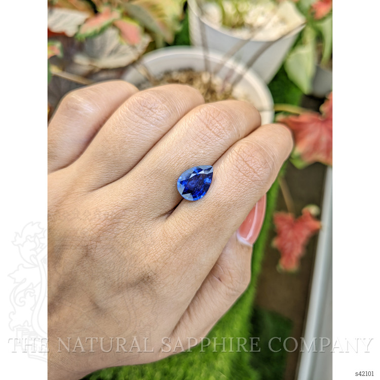 3.62 Ct. Blue Sapphire from Ceylon (Sri Lanka)