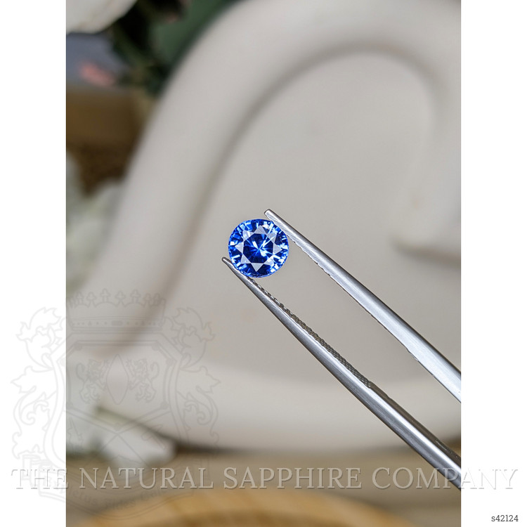 1.03 Ct. Blue Sapphire from Ceylon (Sri Lanka)