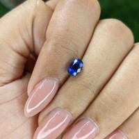 0.93 Ct. Blue Sapphire from Tanzania Life Style
