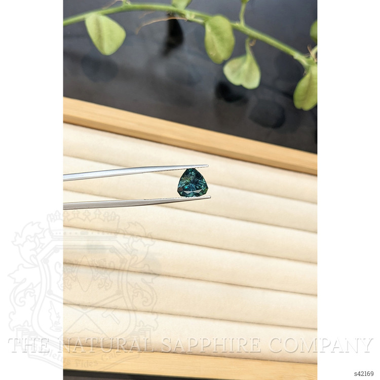 3.26 Ct. Bluish Green Sapphire from Montana