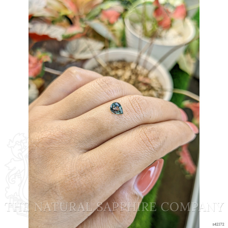 0.99 Ct. Bluish Green Sapphire from Ceylon (Sri Lanka)