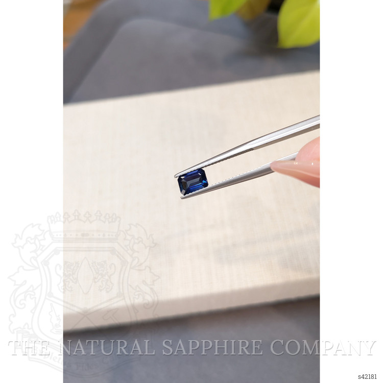 1.21 Ct. Blue Sapphire from Ceylon (Sri Lanka)