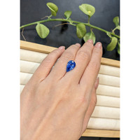 6.05 Ct. Blue Sapphire from Ceylon (Sri Lanka) Life Style