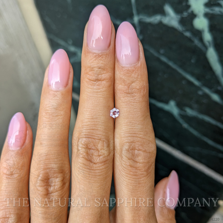 0.25 Ct. Pink Sapphire from Ceylon (Sri Lanka)
