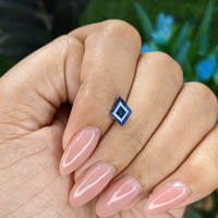 1.06 Ct. Blue Sapphire from Ceylon (Sri Lanka) Life Style