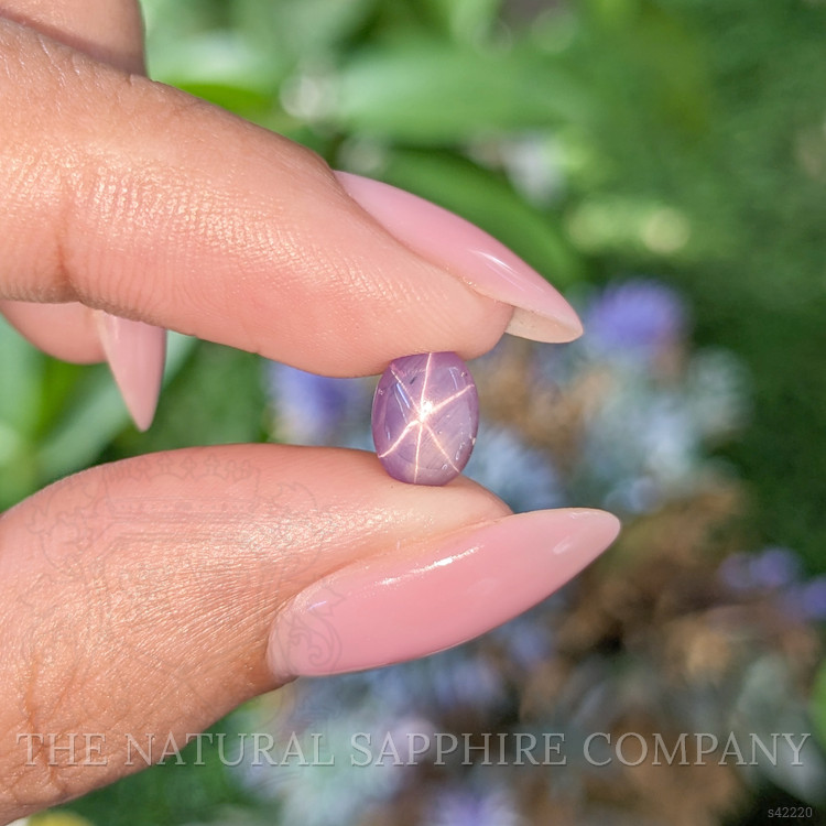 2.43 Ct. Pinkish Purple Star Sapphire from Ceylon (Sri Lanka)