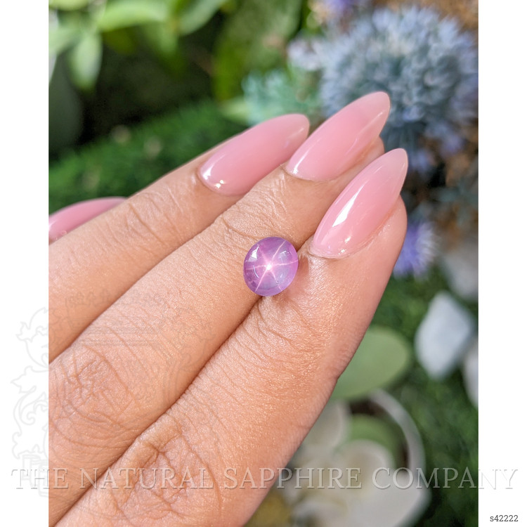 2.62 Ct. Pinkish Purple Star Sapphire from Ceylon (Sri Lanka)