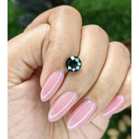 2.03 Ct. Green Sapphire from Ceylon (Sri Lanka) Life Style