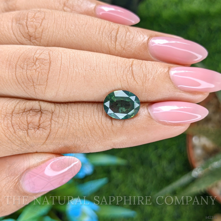 3.01 Ct. Green Sapphire from Ceylon (Sri Lanka)