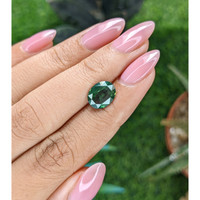 3.01 Ct. Green Sapphire from Ceylon (Sri Lanka) Life Style