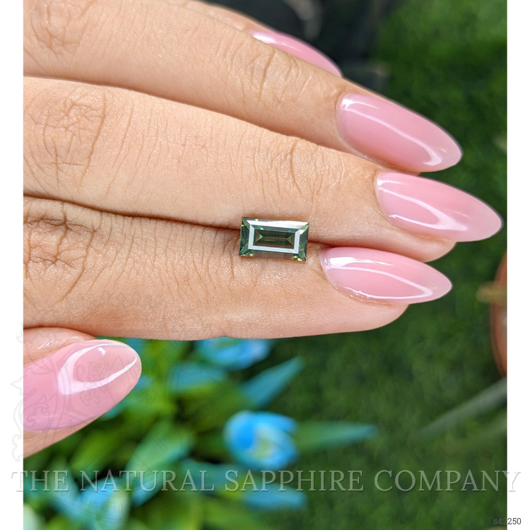 1.68 Ct. Yellowish Green Sapphire from Ceylon (Sri Lanka)