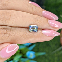 2.02 Ct. Bi Color Sapphire from Tanzania Life Style