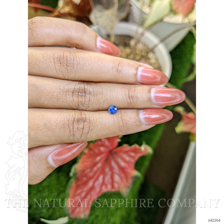 0.39 Ct. Blue Sapphire from Ceylon (Sri Lanka)