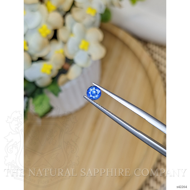 0.39 Ct. Blue Sapphire from Ceylon (Sri Lanka)