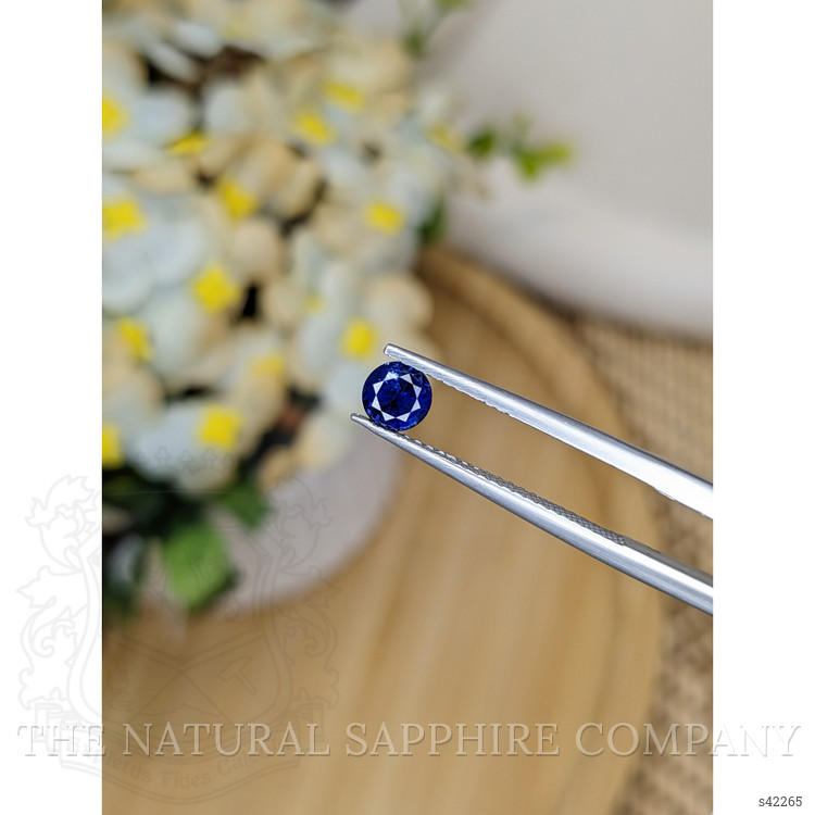0.54 Ct. Blue Sapphire from Ceylon (Sri Lanka)