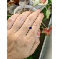 0.32 Ct. Blue Sapphire from Ceylon (Sri Lanka) Life Style