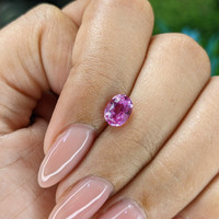 1.27 Ct. Purplish Pink Sapphire from Tanzania Life Style