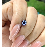 0.92 Ct. Blue Sapphire from Tanzania Life Style