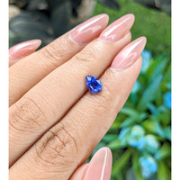 0.94 Ct. Blue Sapphire from Tanzania Life Style