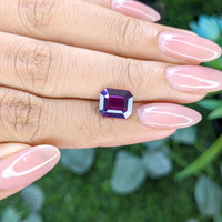3.16 Ct. Purple Sapphire from Tanzania Life Style