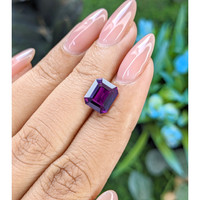 3.16 Ct. Purple Sapphire from Tanzania Life Style