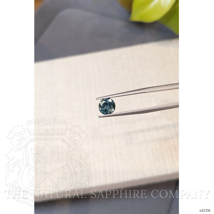 1.48 Ct. Bluish Green Sapphire from Montana
