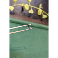 1.38 Ct. Bluish Green Sapphire from Montana Life Style