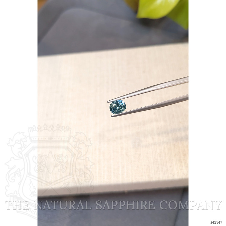 1.21 Ct. Greenish Blue Sapphire from Montana