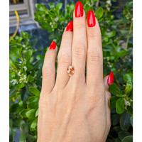 3.04 Ct. Padparadscha Sapphire from Madagascar Life Style