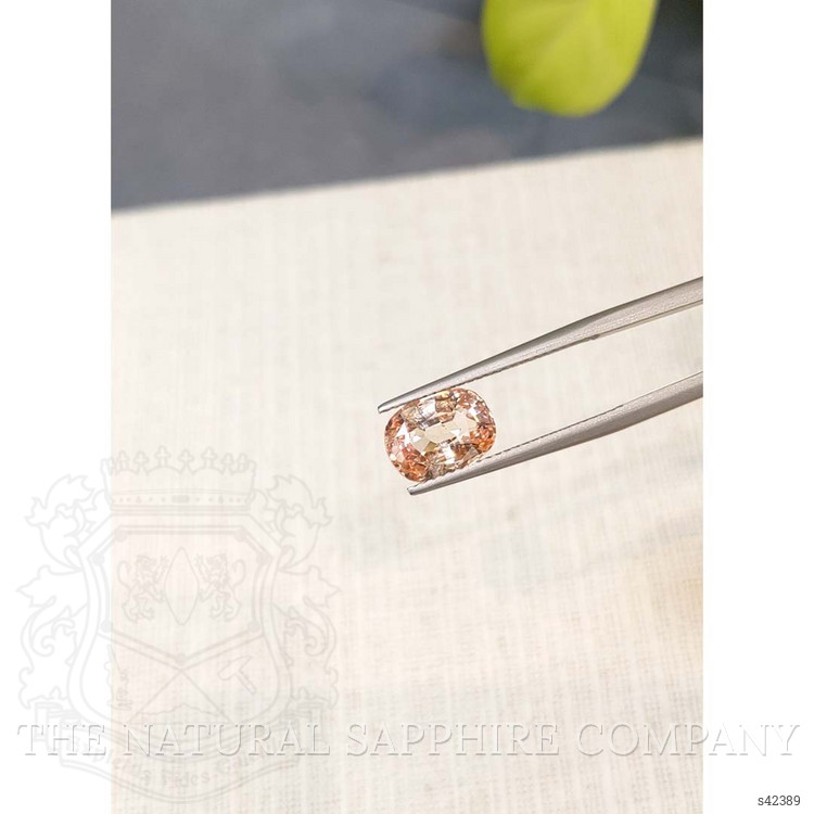 3.04 Ct. Padparadscha Sapphire from Ceylon (Sri Lanka)