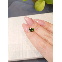 1.30 Ct. Yellowish Green Sapphire from Thailand Life Style