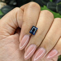 2.09 Ct. Bi Color / Parti Sapphire from Ceylon (Sri Lanka) Life Style