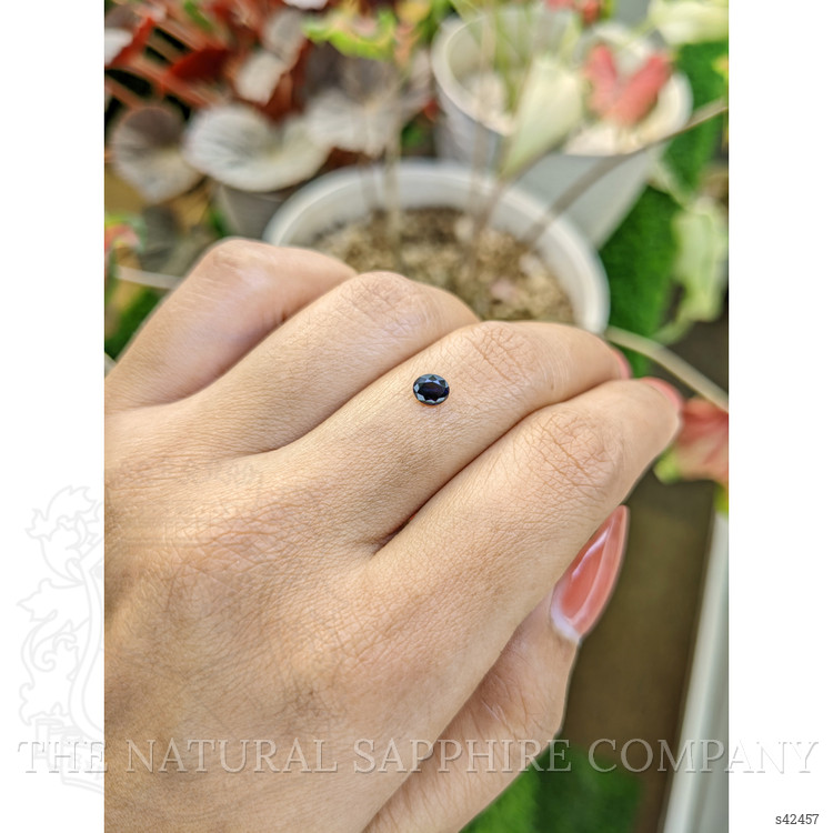 0.40 Ct. Blue Sapphire from Ceylon (Sri Lanka)
