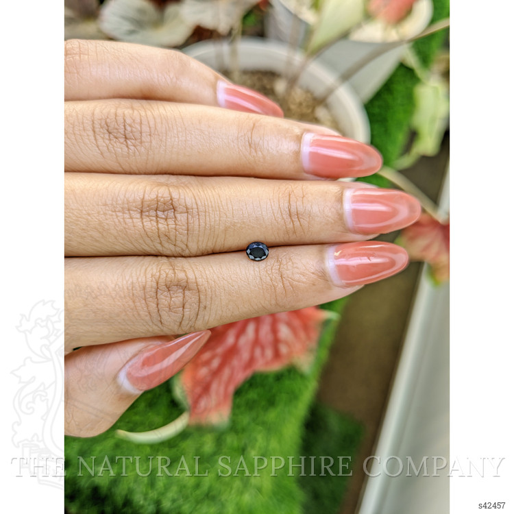 0.40 Ct. Blue Sapphire from Ceylon (Sri Lanka)