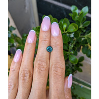 1.40 Ct. Bluish Green Sapphire from Montana Life Style