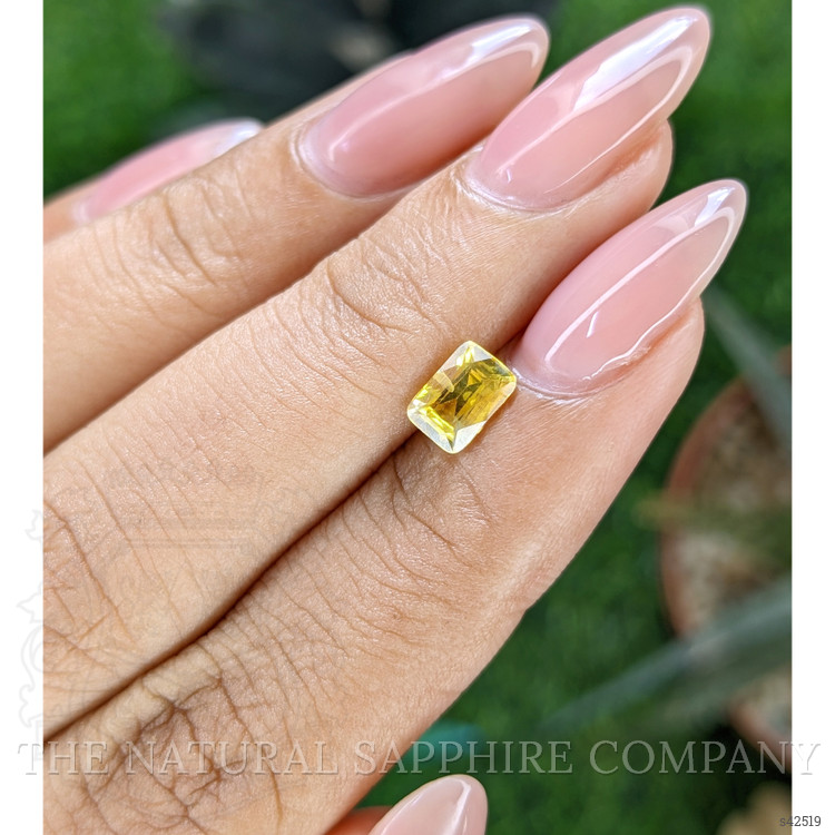 1.03 Ct. Yellow Sapphire from Ceylon (Sri Lanka)